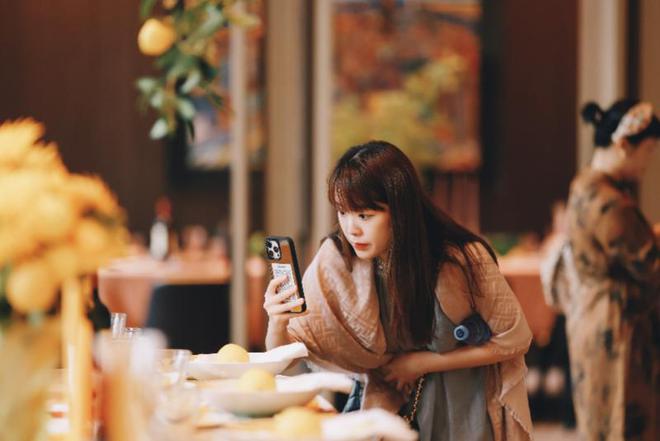 广州法国在该领域对华出口额位居次席CQ9电子登录法式餐桌艺术展首现(图5)