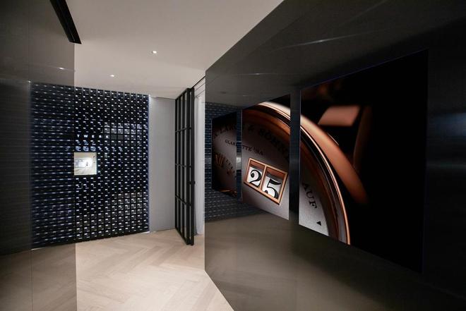 展启幕朗格上海旗舰店焕新开幕恒隆与九百签约南京西路1038号商业项目CQ9电子平台入口潮讯 伯爵“优雅亦不羁”限时体验展揭幕布契拉提典藏(图6)